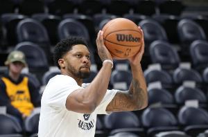 现役球员压 现役球员压