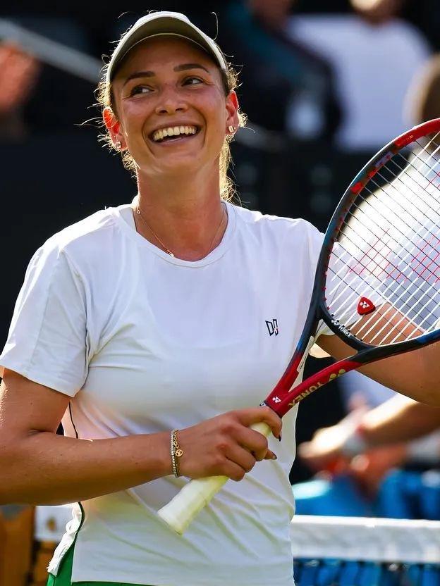 战略调整与 战略调整与