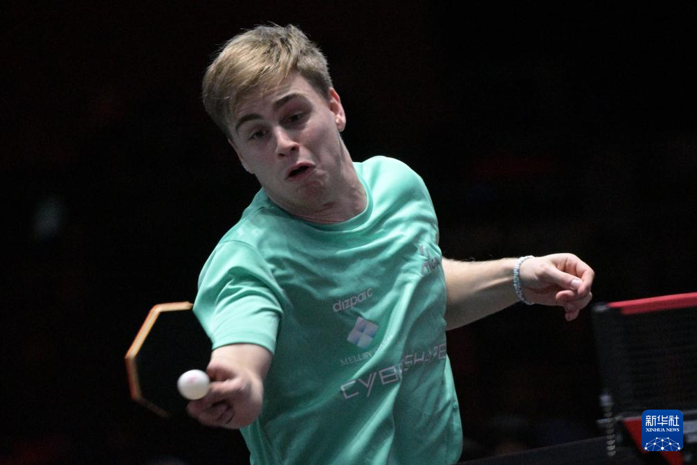 威的年轻球 威的年轻球