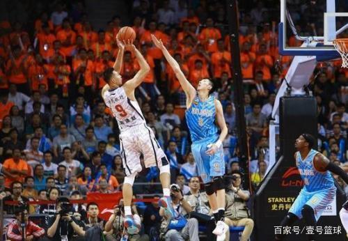 打出了简洁 打出了简洁