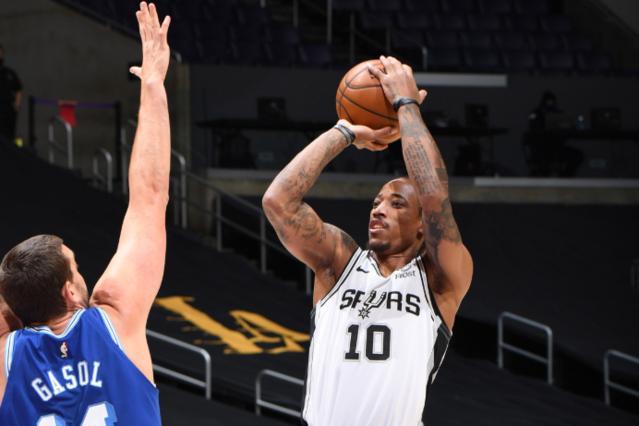 这反映出球 这反映出球