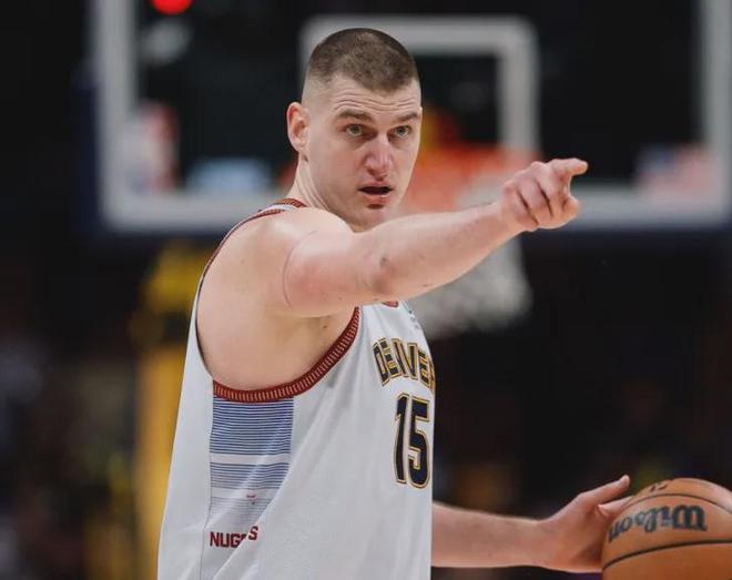 侧翼绕后 侧翼绕后